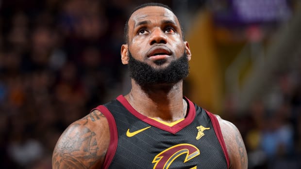 lebron_james_cavs_23_.jpg